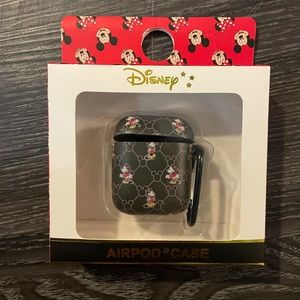NWT Mickey airpod case
